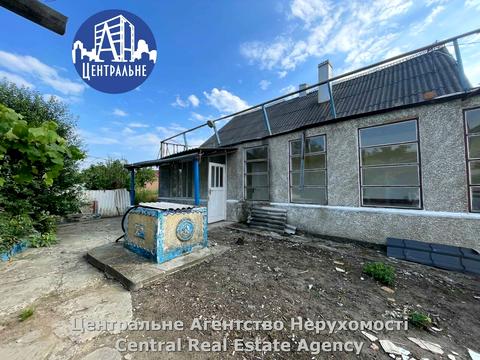 будинок за адресою Молодіжна, 2