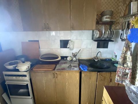 квартира за адресою Автозаводська вул., 77