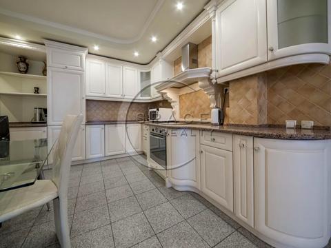 квартира за адресою Старонаводницька вул., 4-В