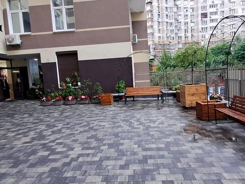 квартира за адресою Анни Ахматової вул., 22