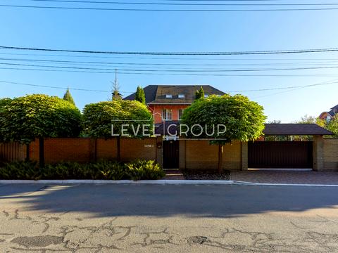 дом по адресу Лісова