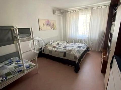 квартира за адресою Вишняківська вул., 5