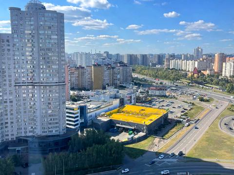квартира по адресу Александра Мишуги ул., 12
