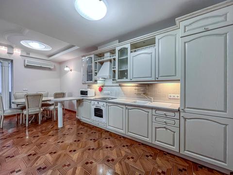 квартира за адресою Олександра Кониського вул., 45-49