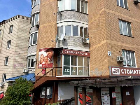 комерційна за адресою В'ячеслава Чорновола вул., 2