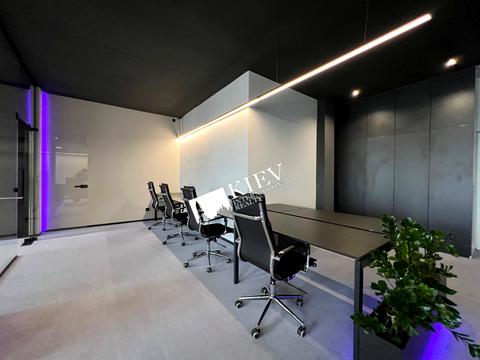 коммерческая по адресу Жилянская ул., 68