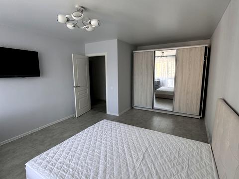 квартира за адресою Євгена Патона вул., 12