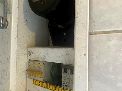 паркомісце за адресою Степана Дем'янчука вул., 11