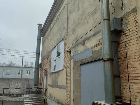 комерційна за адресою Степана Бандери вул. (Попова), 3