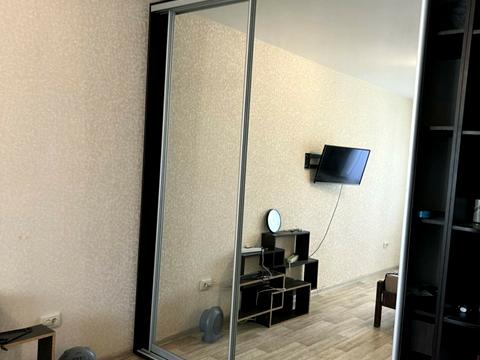 квартира за адресою Академіка Заболотного вул., 1