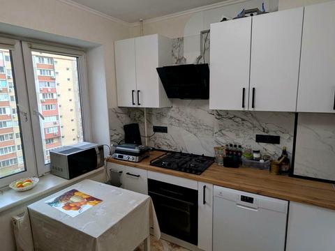квартира за адресою Райдужний масив вул., 3