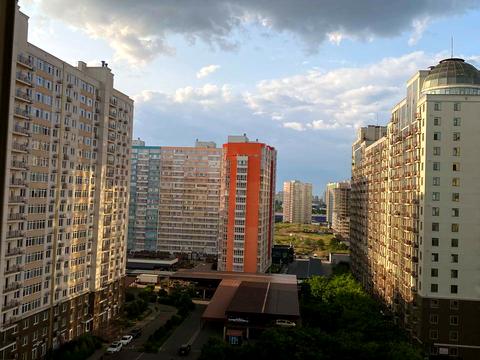 квартира за адресою Перлинна вул., 6