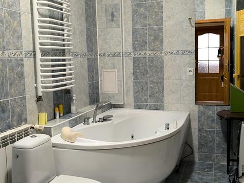 квартира по адресу Академика Сахарова ул., 58а