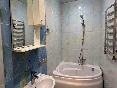 квартира за адресою Небесної Сотні вул. (Леніна), 86а