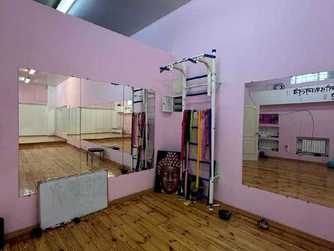 комерційна за адресою Зелена вул., 107