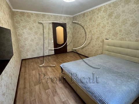 квартира по адресу Драгоманова ул., 8-А