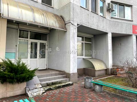 коммерческая по адресу Миколы Бажана просп., 12
