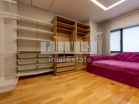 будинок за адресою Молодіжна вул.