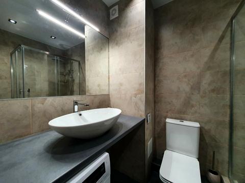 квартира за адресою Машинобудівників вул., 27