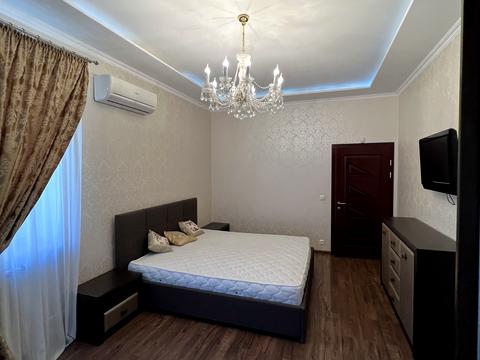 квартира за адресою Володимира Івасюка просп. (Героїв Сталінграду), 10