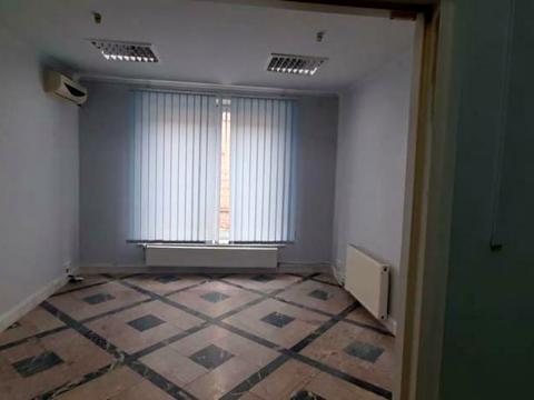 комерційна за адресою Гетьмана Петра Дорошенка вул. (Генерала Грушевого), 4а