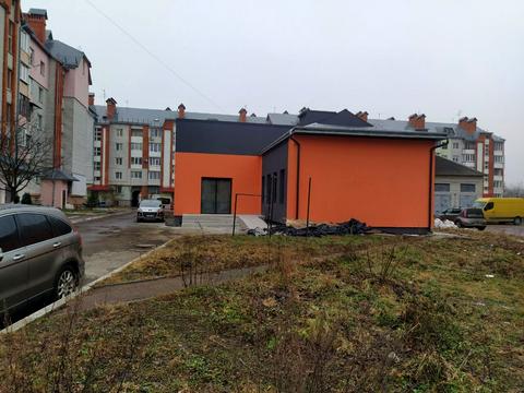 комерційна за адресою Євгена Коновальця вул., 15А