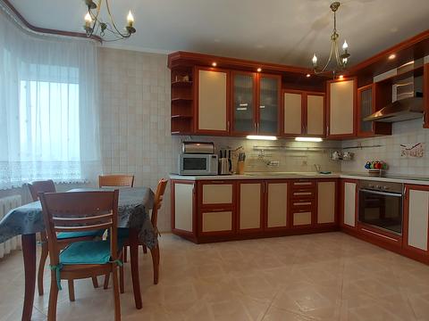 квартира за адресою Юрія Литвинського вул. (Російська), 64