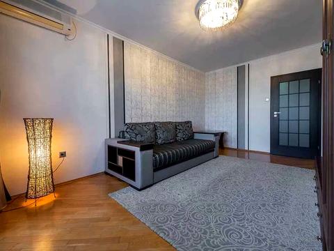 квартира по адресу проспекту Григоренка, 1