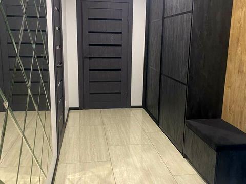 квартира за адресою В'ячеслава Чорновола вул., 98а
