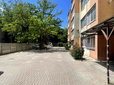 квартира за адресою Космонавтів вул., 66/1