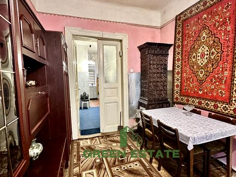квартира за адресою Пантелеймона Куліша вул., 4