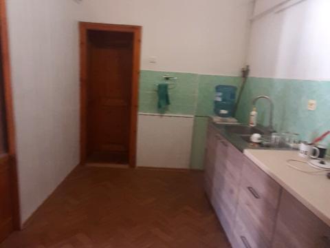 комерційна за адресою Тадеуша Костюшка вул., 18