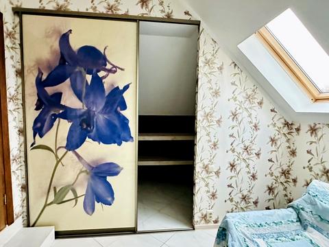 будинок за адресою Юності вул., 10