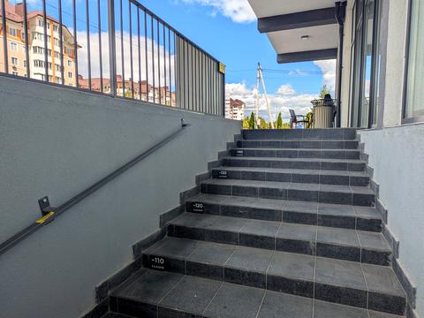 коммерческая по адресу Бориса Гмыри ул., 7