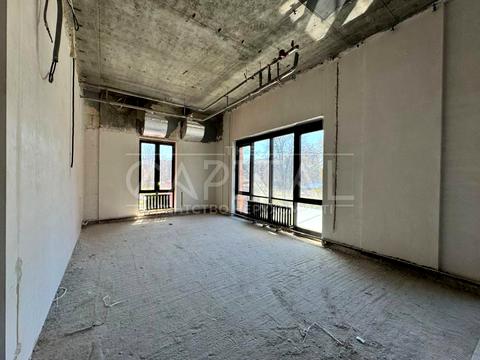 комерційна за адресою Лесі Українки бульв., 23Б
