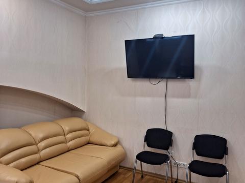 комерційна за адресою Конинського, 60