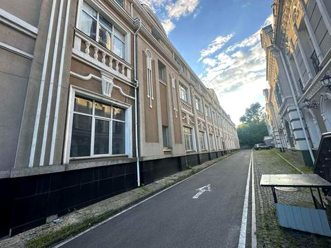 комерційна за адресою Золотоустівська вул., 23-А
