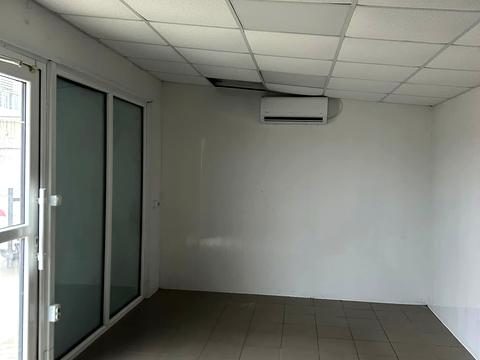 комерційна за адресою Симона Петлюри вул., 12