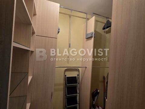 квартира по адресу Андрея Верхогляда ул. (Михайла Драгомирова), 5