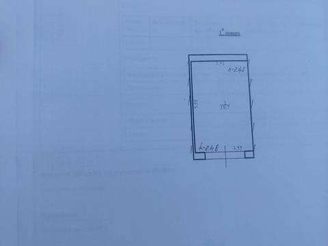 паркомісце за адресою Богдана-Ігора Антонича вул., 17