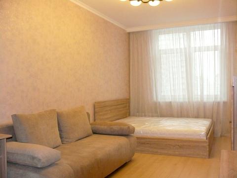 квартира за адресою Анни Ахматової вул., 22