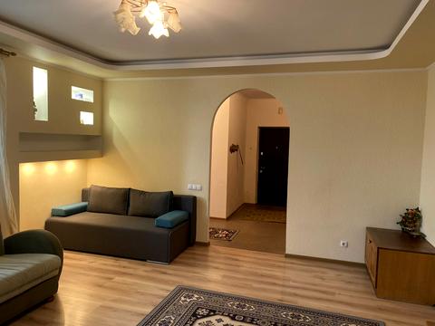 квартира за адресою Василя Симоненка вул., 4