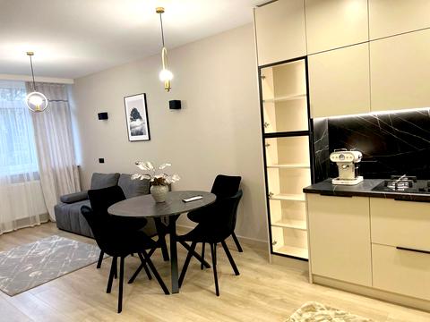 квартира за адресою Зелена вул., 204