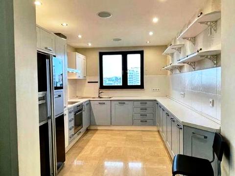 квартира по адресу Кропивницкого ул., 10