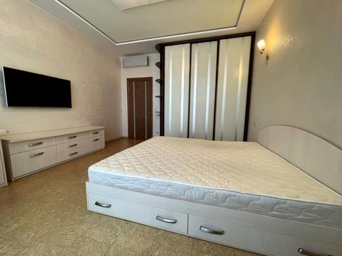 квартира по адресу Андрея Верхогляда ул. (Михайла Драгомирова), 12