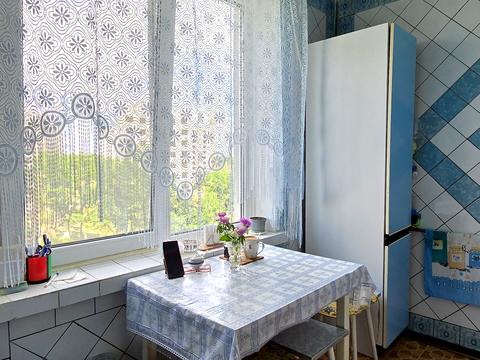 квартира за адресою Валентинівська вул. (Блюхера), 58