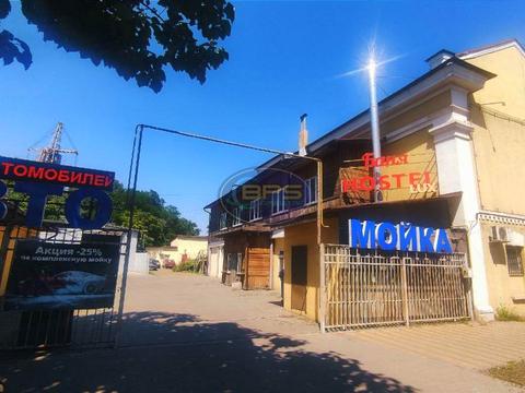 комерційна за адресою Стовпова вул., 30