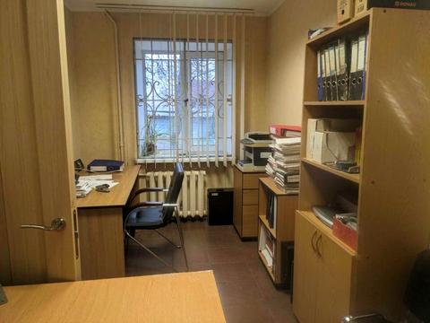 комерційна за адресою Дегтярівська вул., 28
