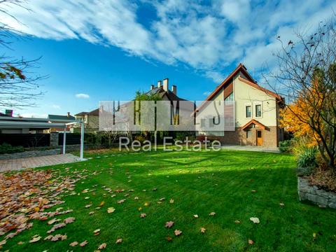 будинок за адресою Київ, Лютнева вул., 58