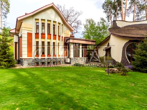 будинок за адресою Курортна вул., 9